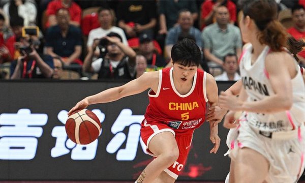 易云达配资 4届助攻王+2届抢断王！中国女篮26岁控卫蜕变：2米26张子宇绝配